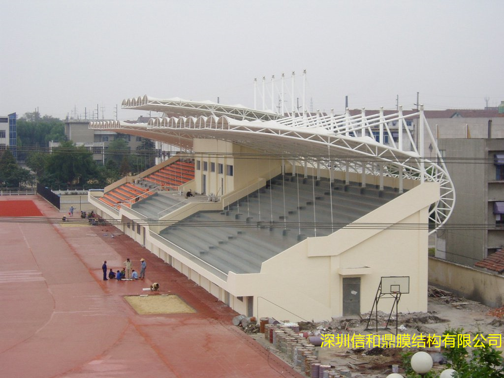 广州体育中心膜结构看台安装效果图